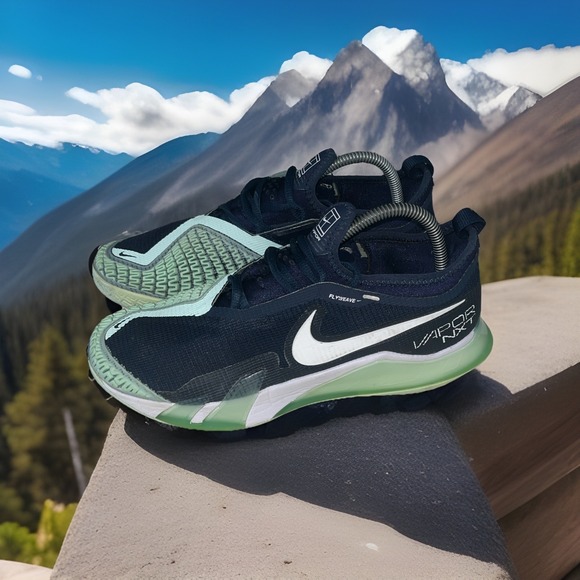 Nike‎ Court React Vapor  Athletic Shoes Women's  Size 9 Men Size 8 CV0742 NO TAG - Picture 1 of 16